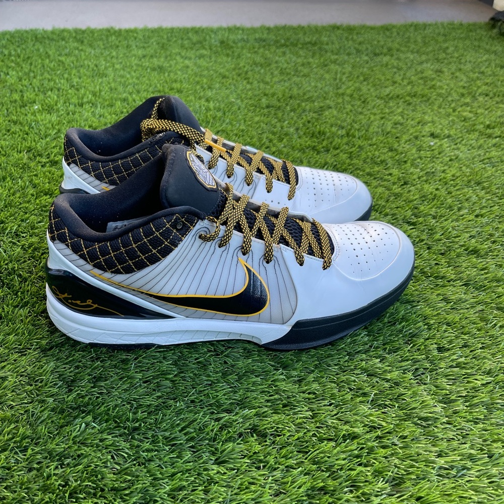 Men’s Nike Kobe 4 Protro white black Del Sol